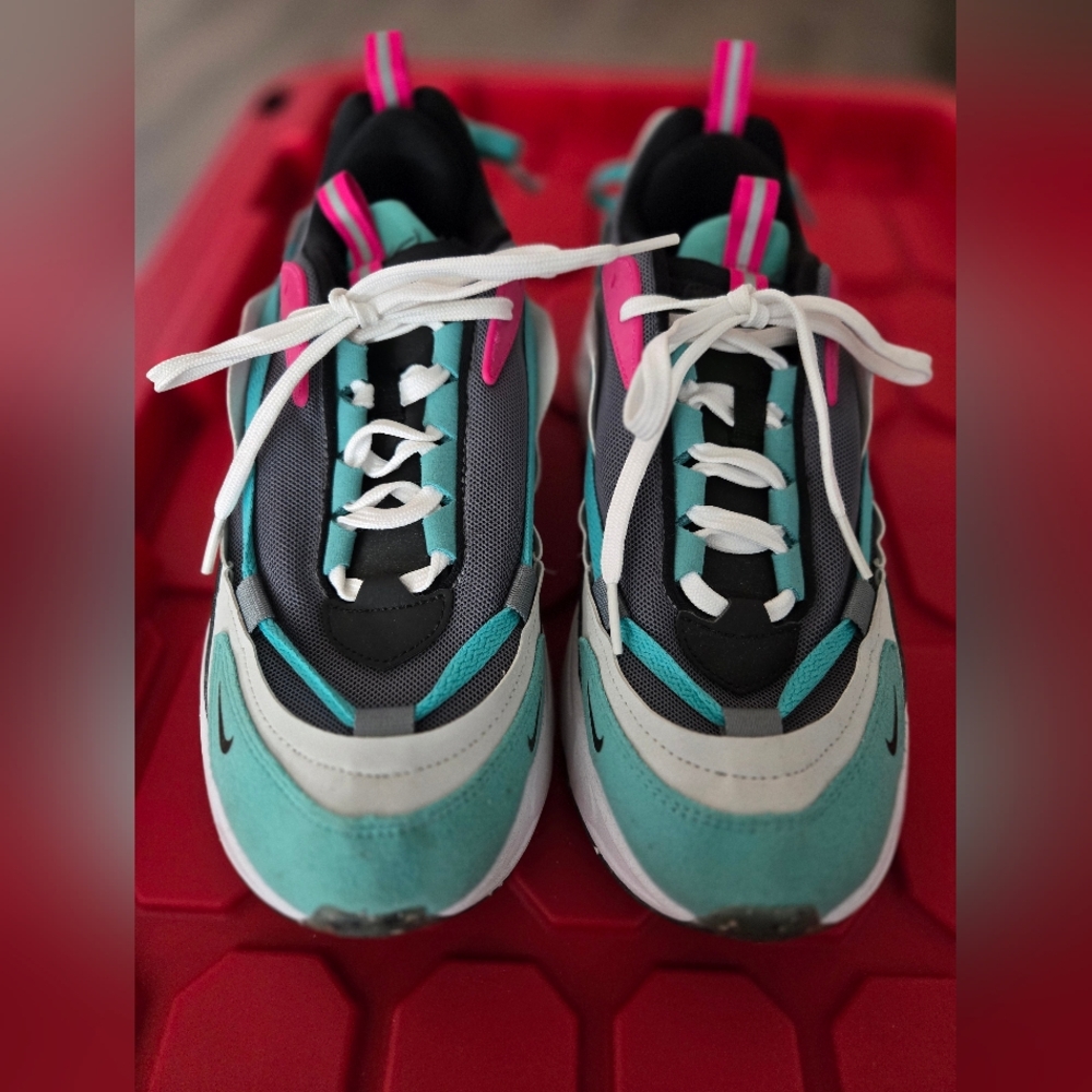 Nike Air Max Furyosa Women's Shoes Photon Dust-Cool Gray Sz. 9.5